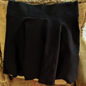 Women's Wet Seal Large Black Skirt